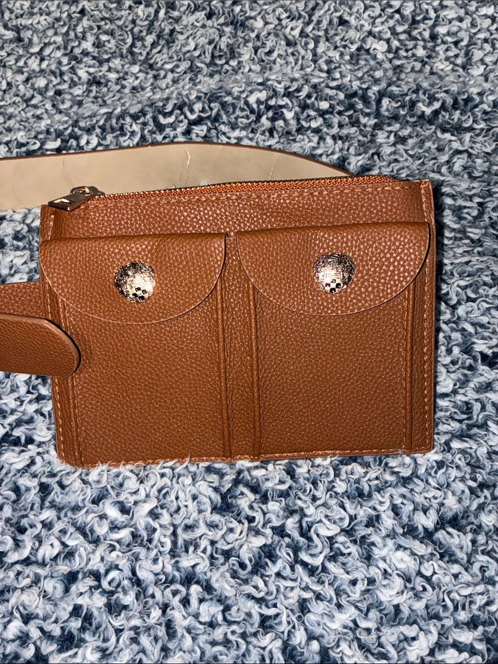 NWT Vince Camuto cognac brown vegan leather belt bag. Size L - Picture 2 of 9
